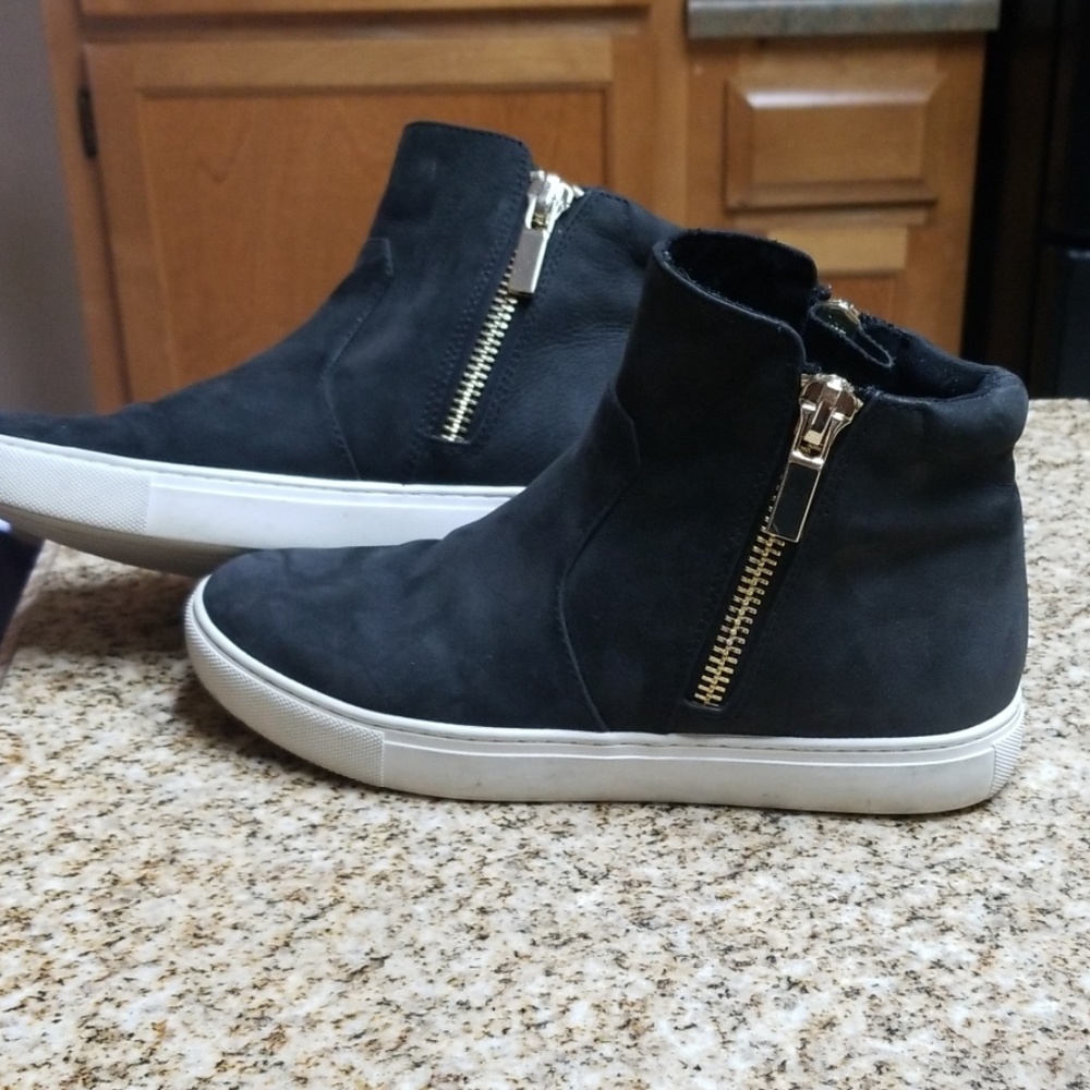 Kenneth Cole sneakers/booties